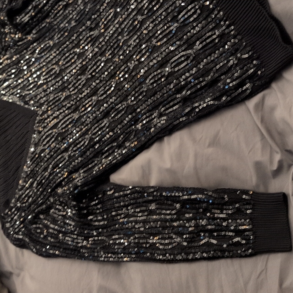 Nwot INC International Concepts Black and Silver V-Neck Sweater Size 1x - Picture 2 of 12